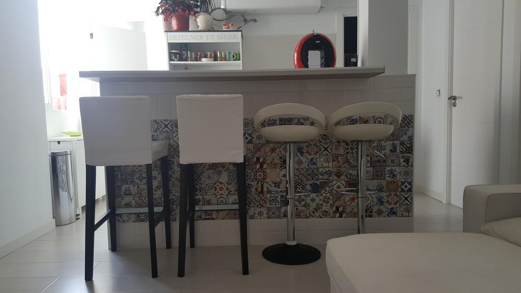 Oyo Guest House Duc De Gaeta Валенсия Екстериор снимка